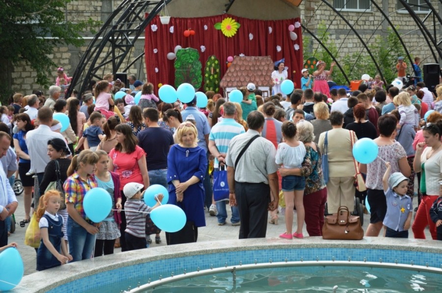 1 iunie organizat în Scuarul Copilăriei din Cimișlia